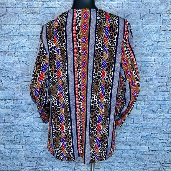 Maggie Sweet Abstract Print Blouse Womens Size Medium Button Down Long Sleeve - Picture 3 of 5